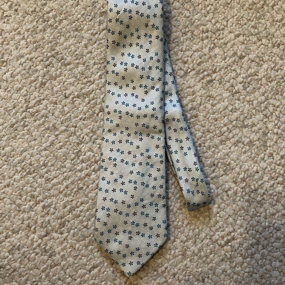 100% authentic Burberry men’s tie